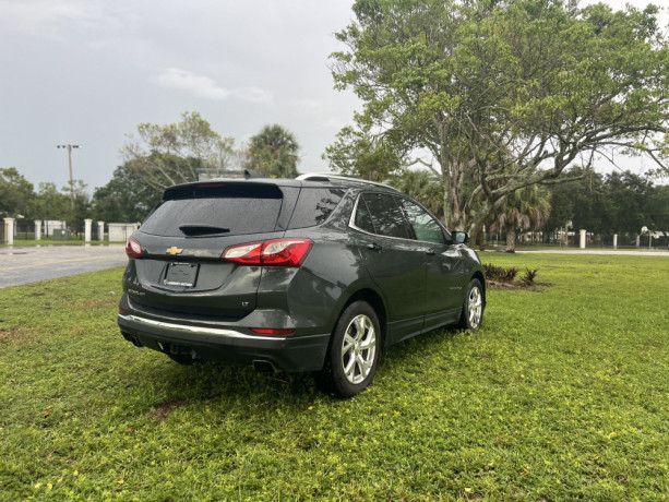 2020-chevy-equinox-big-1
